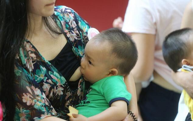 孕6个月腹胀,6个月宝宝腹胀怎么回事