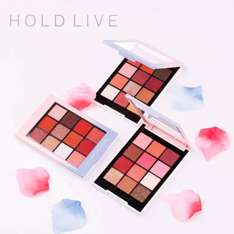 迪奥和香奈儿的眼影哪个好,香奈儿五色眼影对比迪奥4色眼影