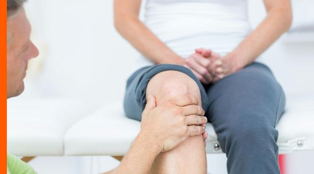 膝关节退化有哪些症状,膝关节退化是什么原因导致的