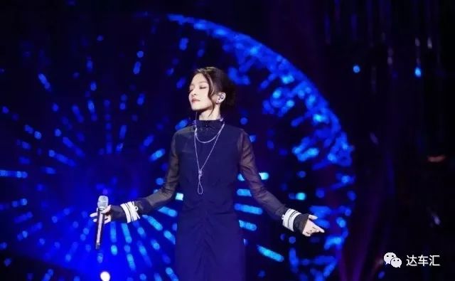 地下车库思域偶遇名爵6,名爵六高速上碰见思域