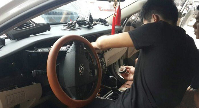 现代名图行车记录仪布线教程,现代名图360度车载全景影像