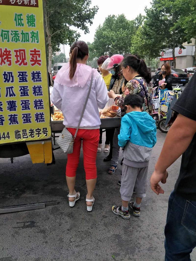 小吃创业有哪些好项目,一人投资小本小吃创业项目见效