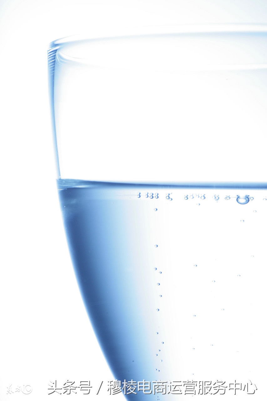 怎样才是真正的纯天然矿泉水,什么才是真正的纯天然矿泉水