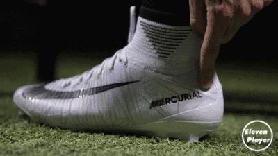 足球技巧练习,足球球鞋顶脚趾解决方案