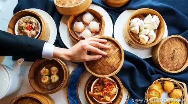 广州人暑期的快乐都在这里,听说广东人什么都吃怎么回复