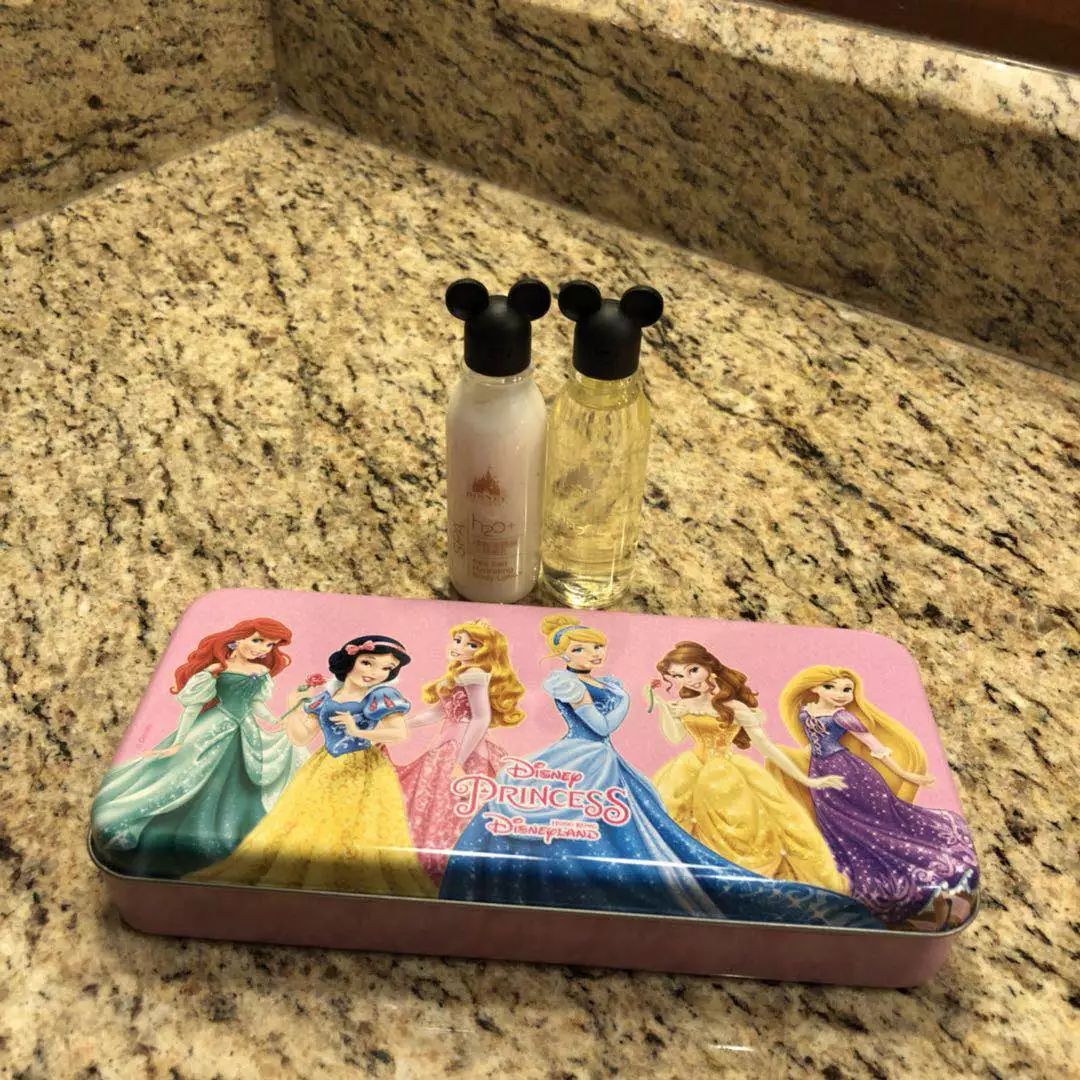 香港迪士尼必玩攻略,香港迪士尼攻略一日游最新一期