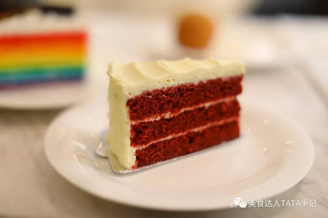 一不留神就掉进坑里,一不留神就会掉进一个大坑