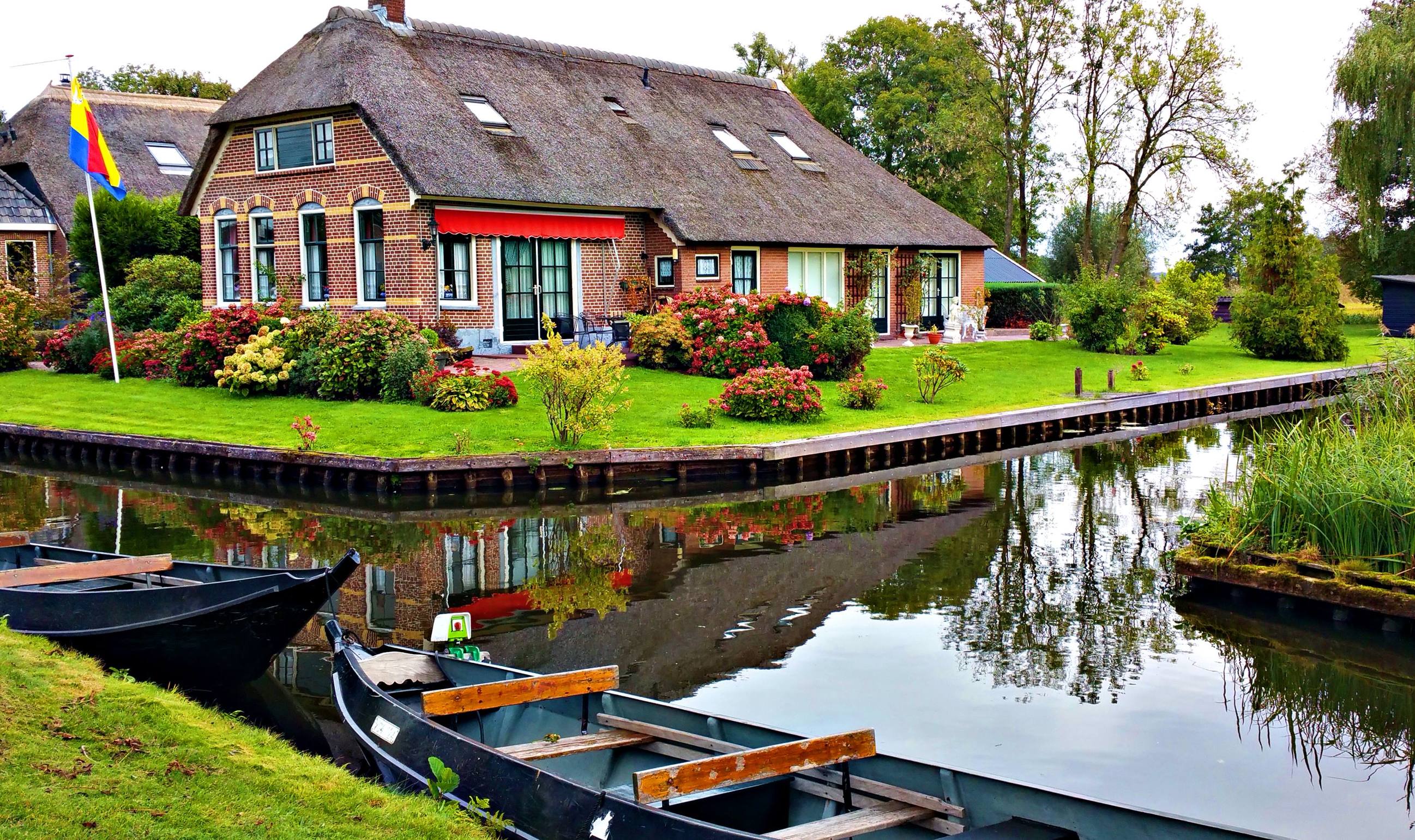 荷兰威尼斯旅游,尽情的体验异域威尼斯的水乡风情