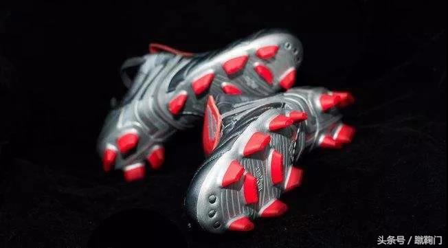 还记得你的第一双篮球鞋咋拍,还记得你们的第一双球鞋叫什么吗