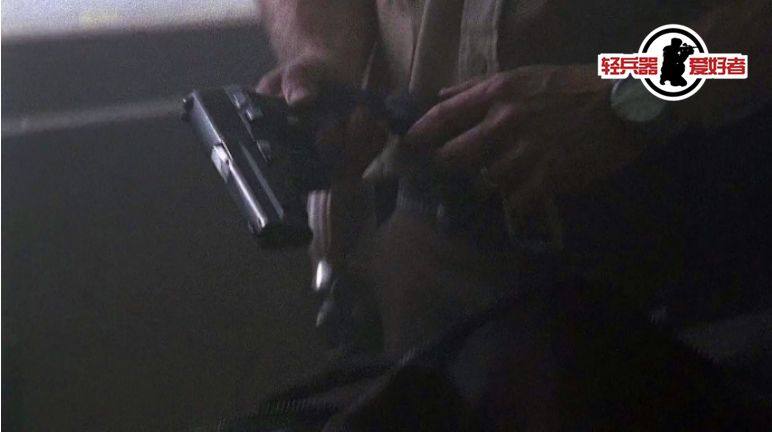 丧尸别跑！《行尸走肉》里那些“对抗丧尸”的终极*器武**（第一季）