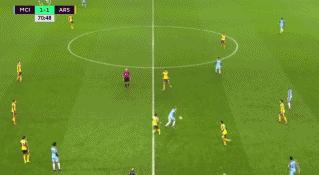 曼城丁丁最佳阵容,曼城官宣续约功勋铁卫