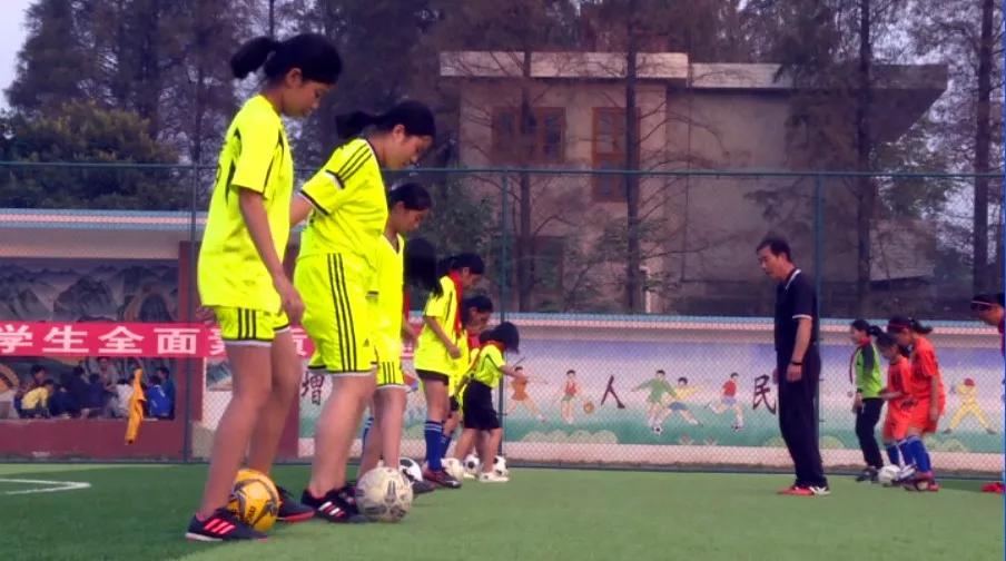 常德初中足球队,常德中学足球