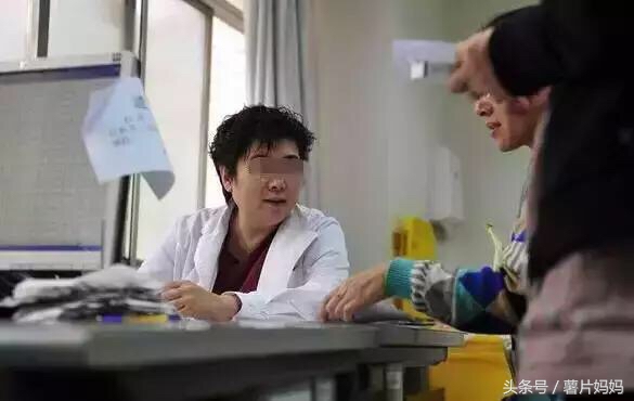 剖腹产30天了伤口裂开怎么办,剖腹产70多天流黄水怎么回事