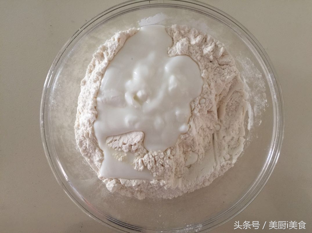 用酸奶做老面引子做法,老酸奶发面做法