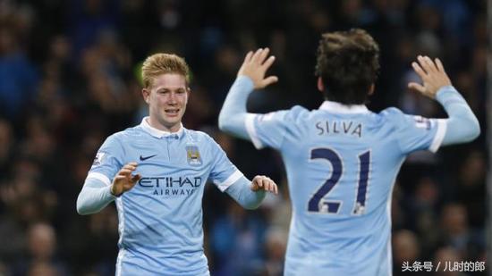 曼城丁丁最佳阵容,曼城官宣续约功勋铁卫