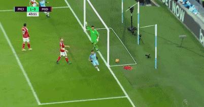 曼城丁丁最佳阵容,曼城官宣续约功勋铁卫