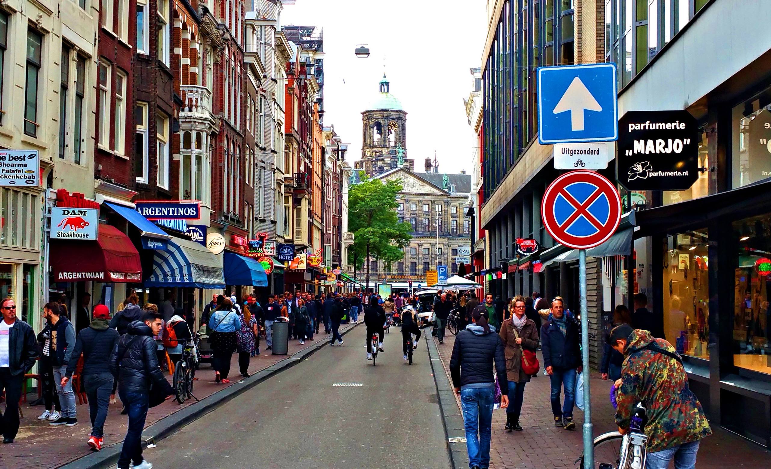 荷兰威尼斯旅游,尽情的体验异域威尼斯的水乡风情