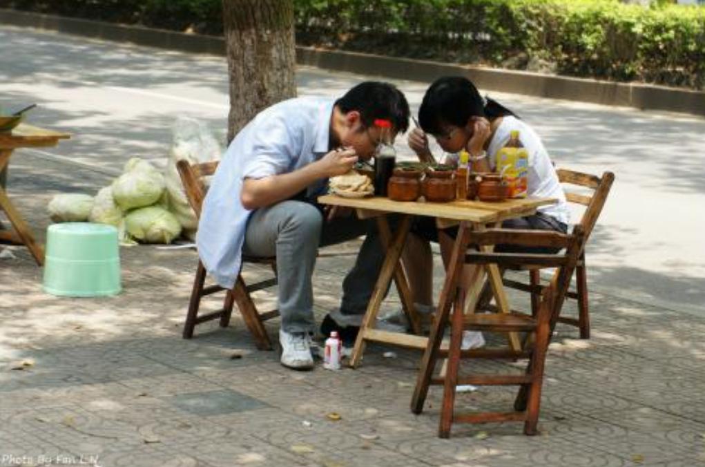 孕妇因吃麻辣烫导致非常开心,孕妇先兆流产可以吃麻辣烫吗