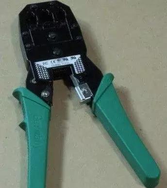 网线水晶头跟插座面板是一样接吗,网线水晶头与插座接法图解大全