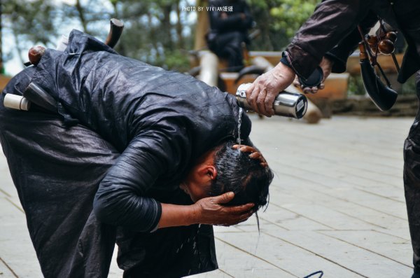 跟着圣玉去旅行，做一个水姑娘