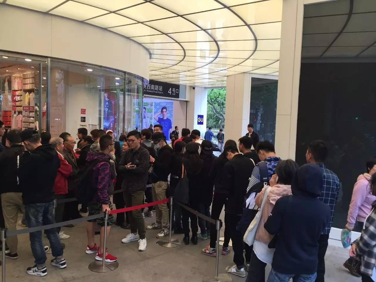 璁╂棩鏈湅鍙嬩唬璐紭琛ｅ簱,鎴戜滑鐪间腑鐨勪紭琛ｅ簱