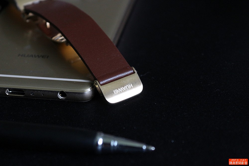 华为手环b3时尚版,华为手环b3与华为手机连接