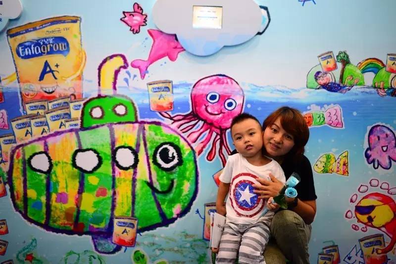 妈妈咪咪嘉年华的欢乐体验和香港郊区的生态怡然之旅