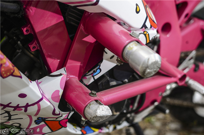 铃木k8爆改,hellokitty叛逆版
