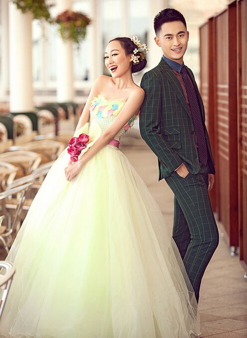 拍婚纱照如何选择影楼,拍婚纱照工作室跟影楼