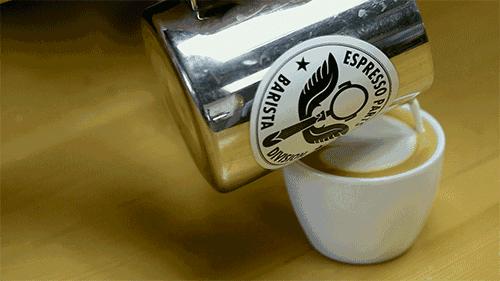 黄小厨说：一杯好咖啡既需要套路又需要真诚～