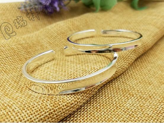 银子戴得越亮说明身体没有毒素吗,银子变黑戴着会变白吗