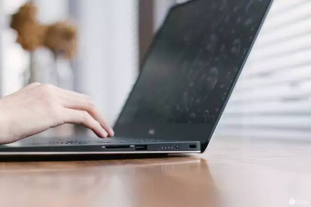 让其他笔记本黯然失色，戴尔XPS15体验