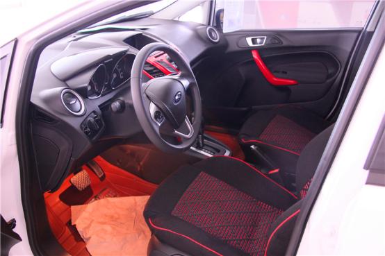 为菜鸟司机（媳妇）买辆二手嘉年华作代步车