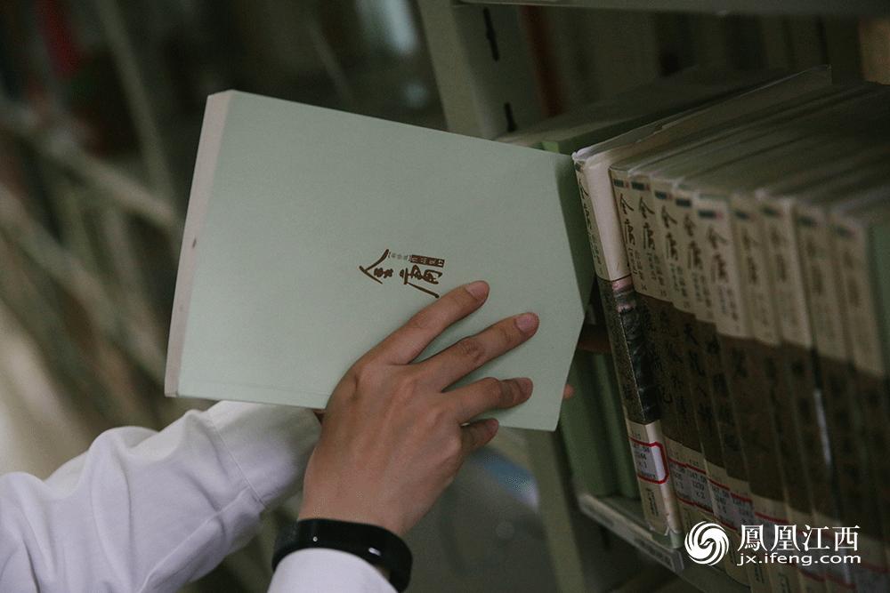 凤见第52期：差一张机票，我就能看看凌晨四点的洛杉矶