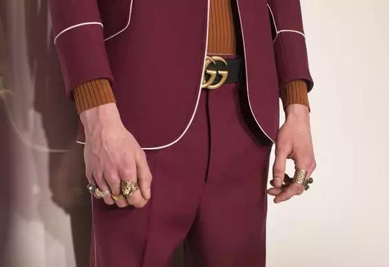 低调又奢华,那些耀于指尖上的时尚魔戒|MAGIC