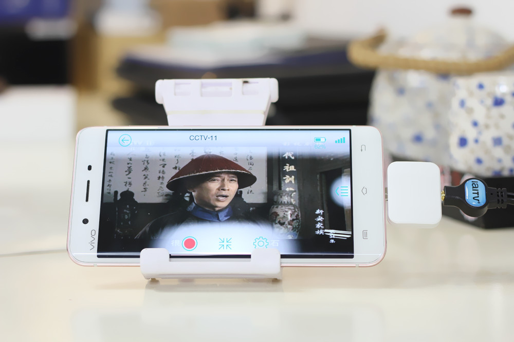 手机看免费电视直播怎么看免流量,手机免流量看抖音