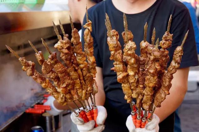 上海浦东最好吃的羊肉串,上海最好吃的新疆羊肉串