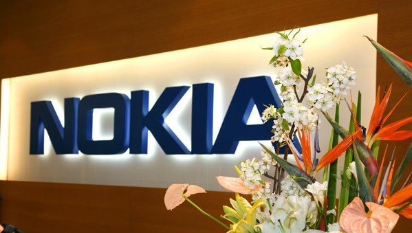 移动时代日新月异，回眸那些年那部经典直板手机