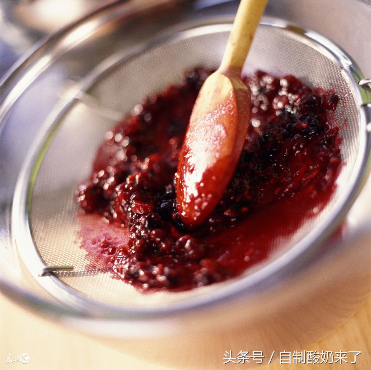 震惊酸奶居然是这样做成的,奇异果酸奶和菠萝酸奶