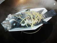 清蒸石斑鱼高级正确做法,如何清蒸石斑鱼又嫩又不腥又好吃