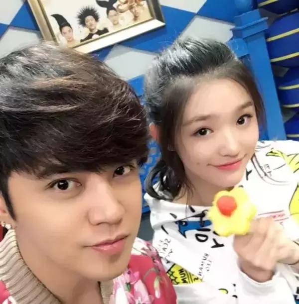 林允推荐的美妆博主有哪些,林允推荐的粉底