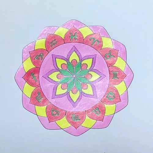 比起旅行青蛙，这位80后美女疗愈师更能治愈人心