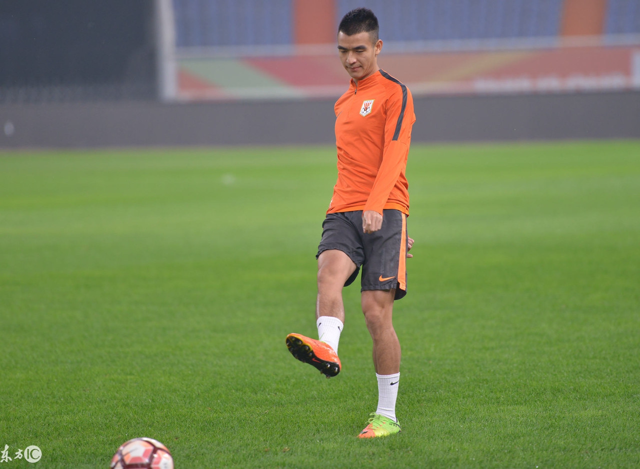 鹿晗球技到底怎么样,鹿晗的足球炫技