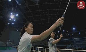 超简单锻炼手臂适合新手,练手臂动作如何不伤手腕