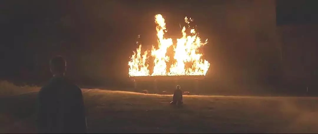 谁愿在这荒冷的世界里独自凄凉,谁愿在荒凉的世间独自去流浪