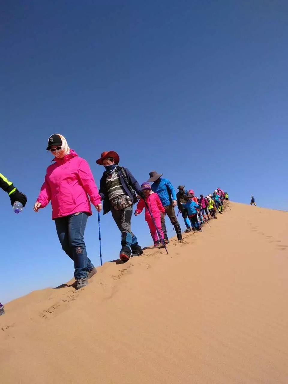 尊重与爱｜2018腾格里沙漠角色互换亲子冬令营