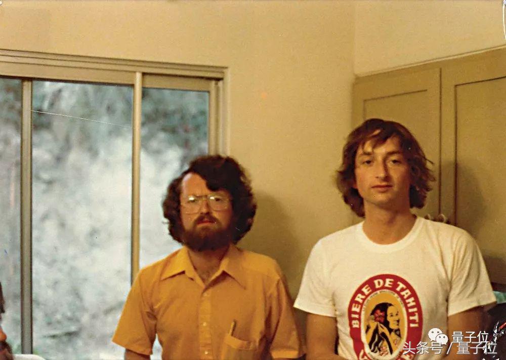 hinton深度学习论文,hinton最新演讲视频