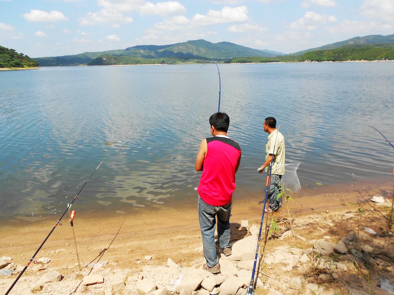 野钓意境图,意境泛舟钓鱼图