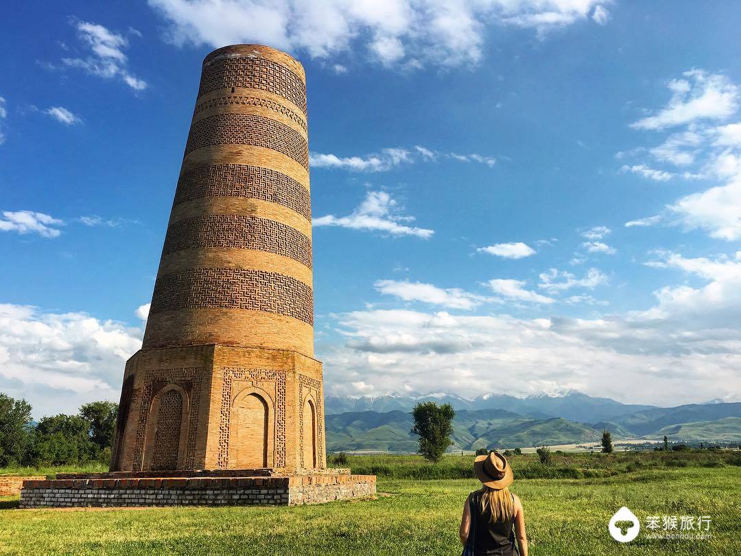 这里曾是中国领土，被誉为「中亚瑞士」，游客3天拿到电子签