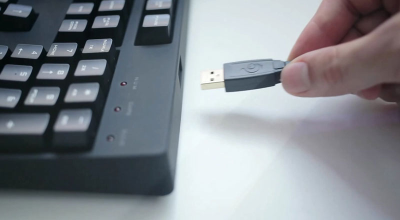 酷冷至尊烈焰枪xt支持热插拔吗,酷冷至尊烈焰枪xt